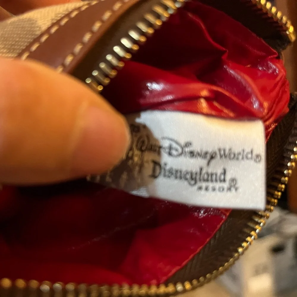 walt DisneyWorld color bit